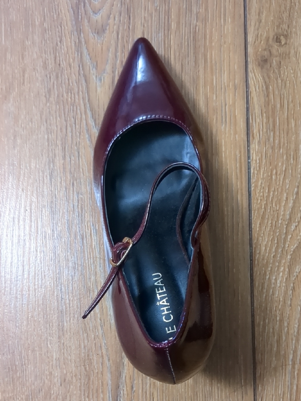 le chateau Burgundy Patent Mary Jane Pumps with Block Heel - Picture 2 of 7